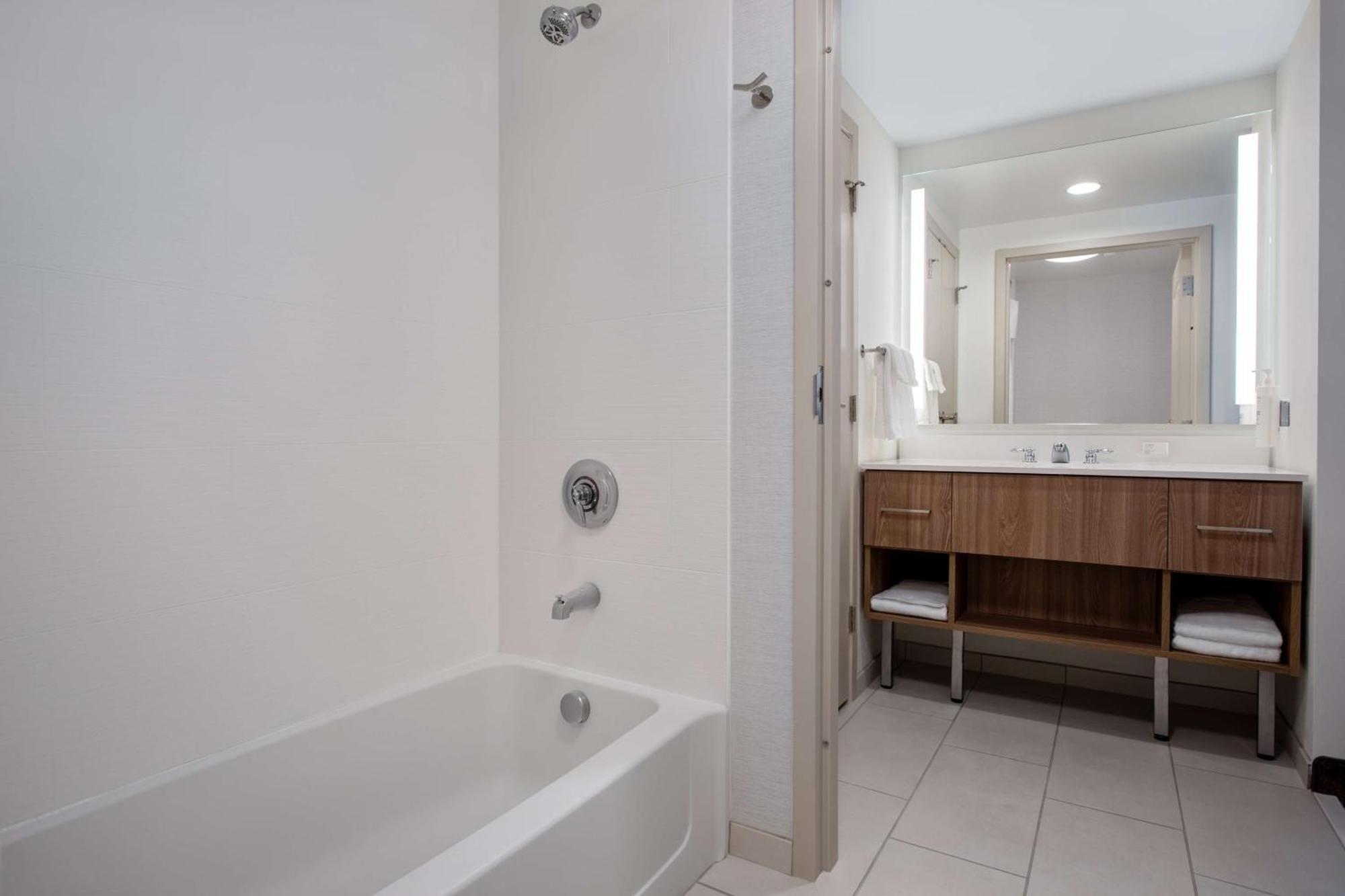 Homewood Suites By Hilton Davidson Extérieur photo